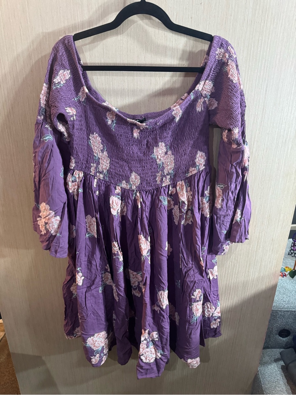 Women’s Torrid Purple Floral Smocked Peasant Dress Size 1X NWT
